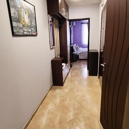 Golden Urban, до центъра и университета, бърз Wifi Бургас