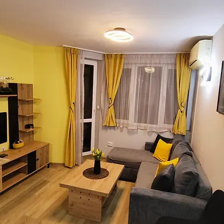 Golden Urban, до центъра и университета, бърз Wifi * بورغاس