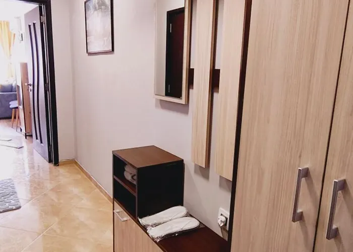 شقة Golden Urban, до центъра и университета, бърз Wifi